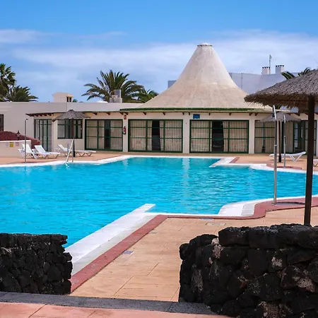 Luxury Next To The Beach-playa Roca Costa Teguise